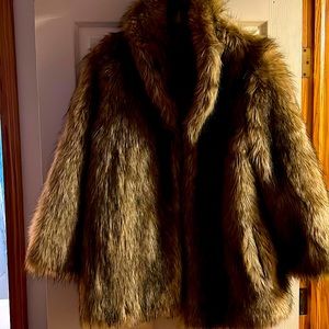 Womens Medium Fur Coat / Modacyrlic (size 10-14) fit